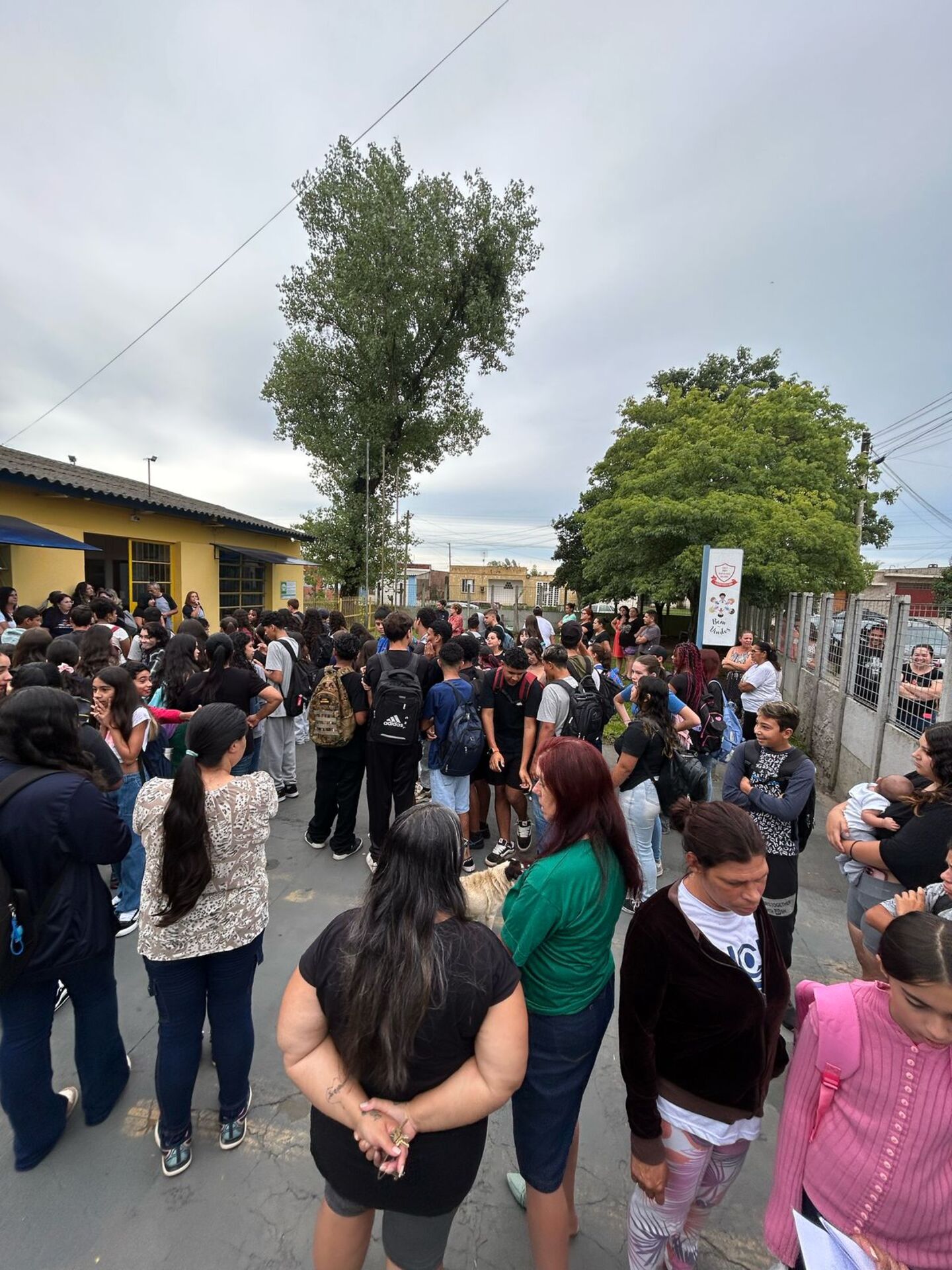 Um total de 62 escolas retornaram às atividades