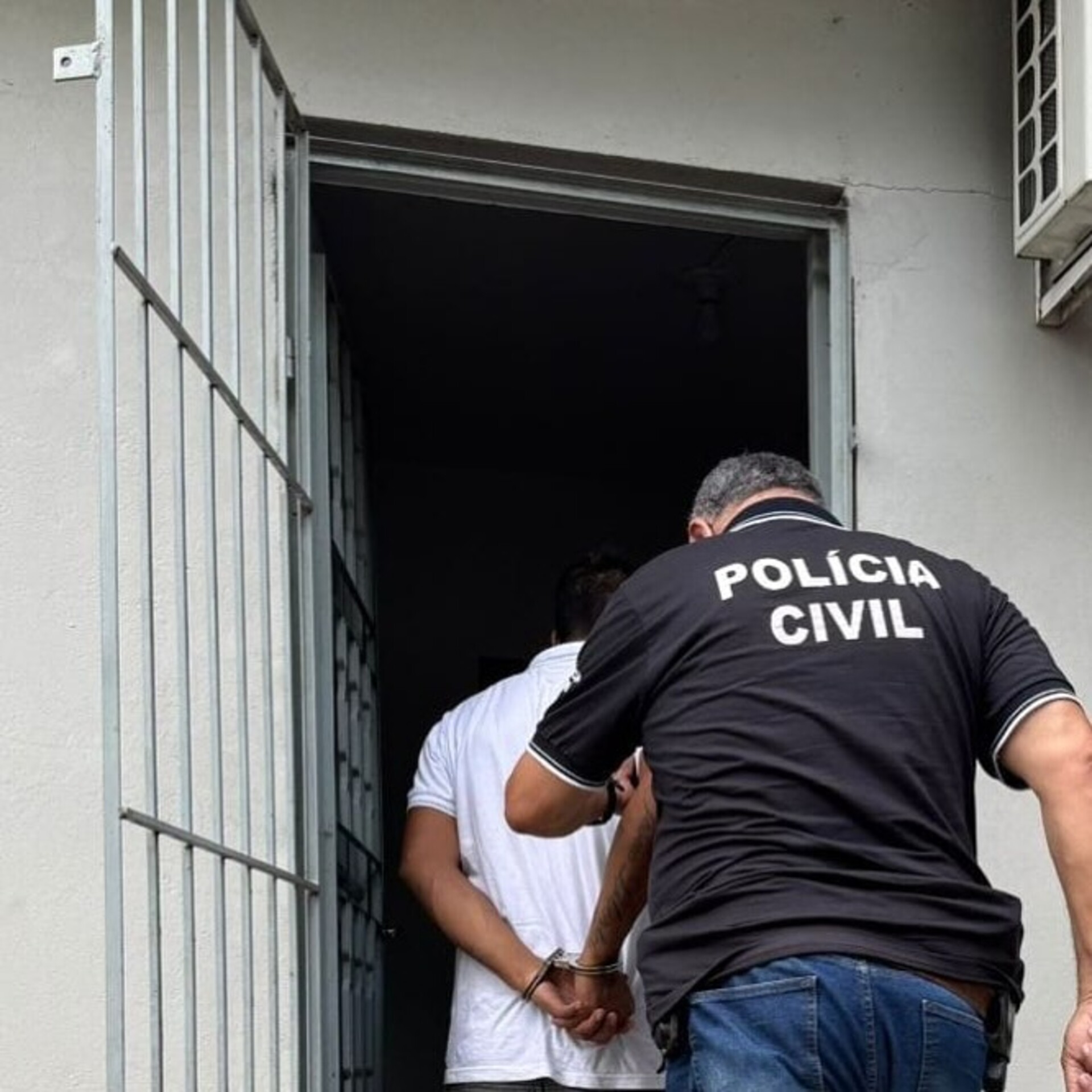 OAB Barro Preto - Homem é acusado de colocar fogo residência