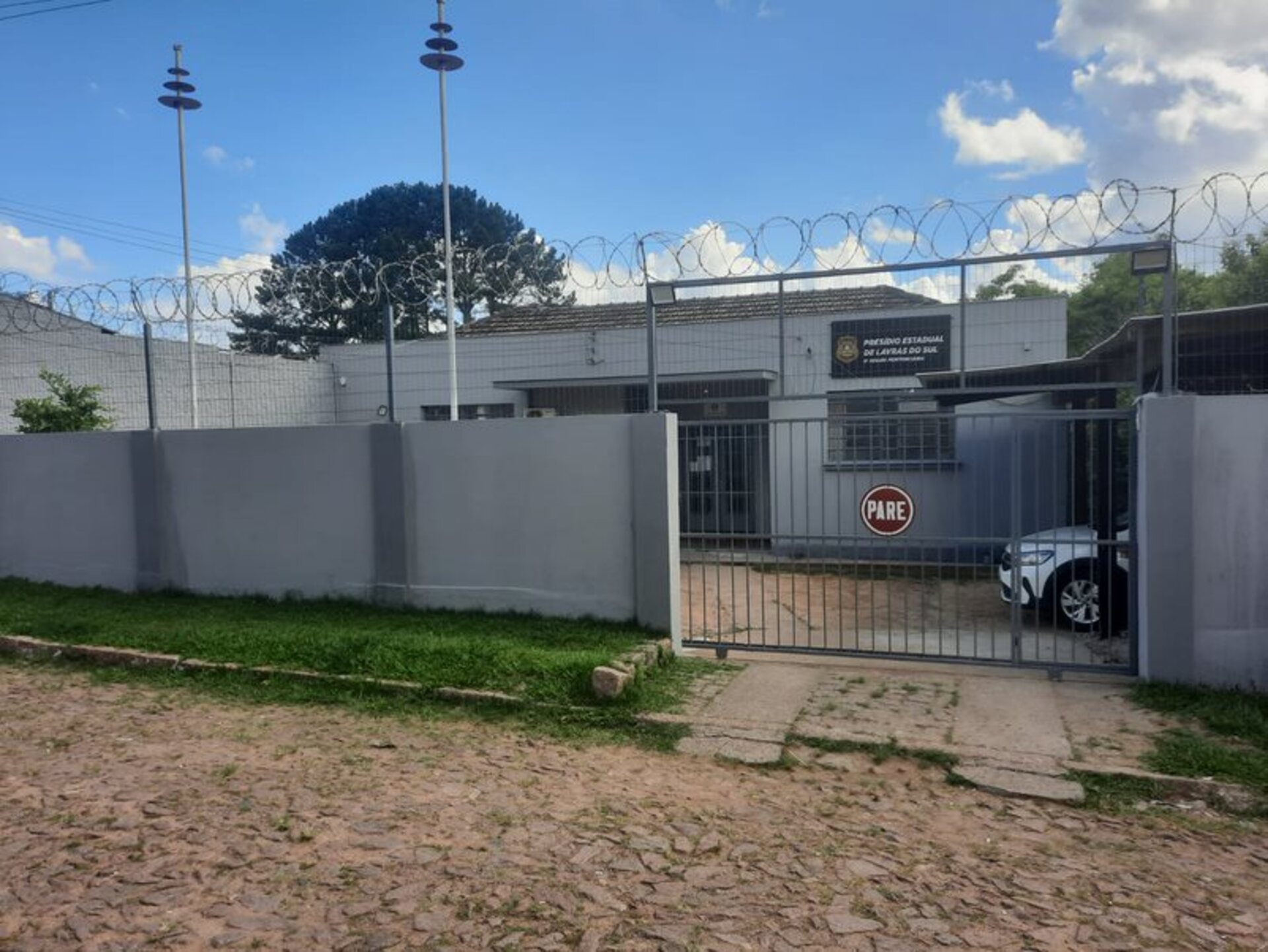 OAB Barro Preto - Descumpre medidas protetivas e volta para a cadeia