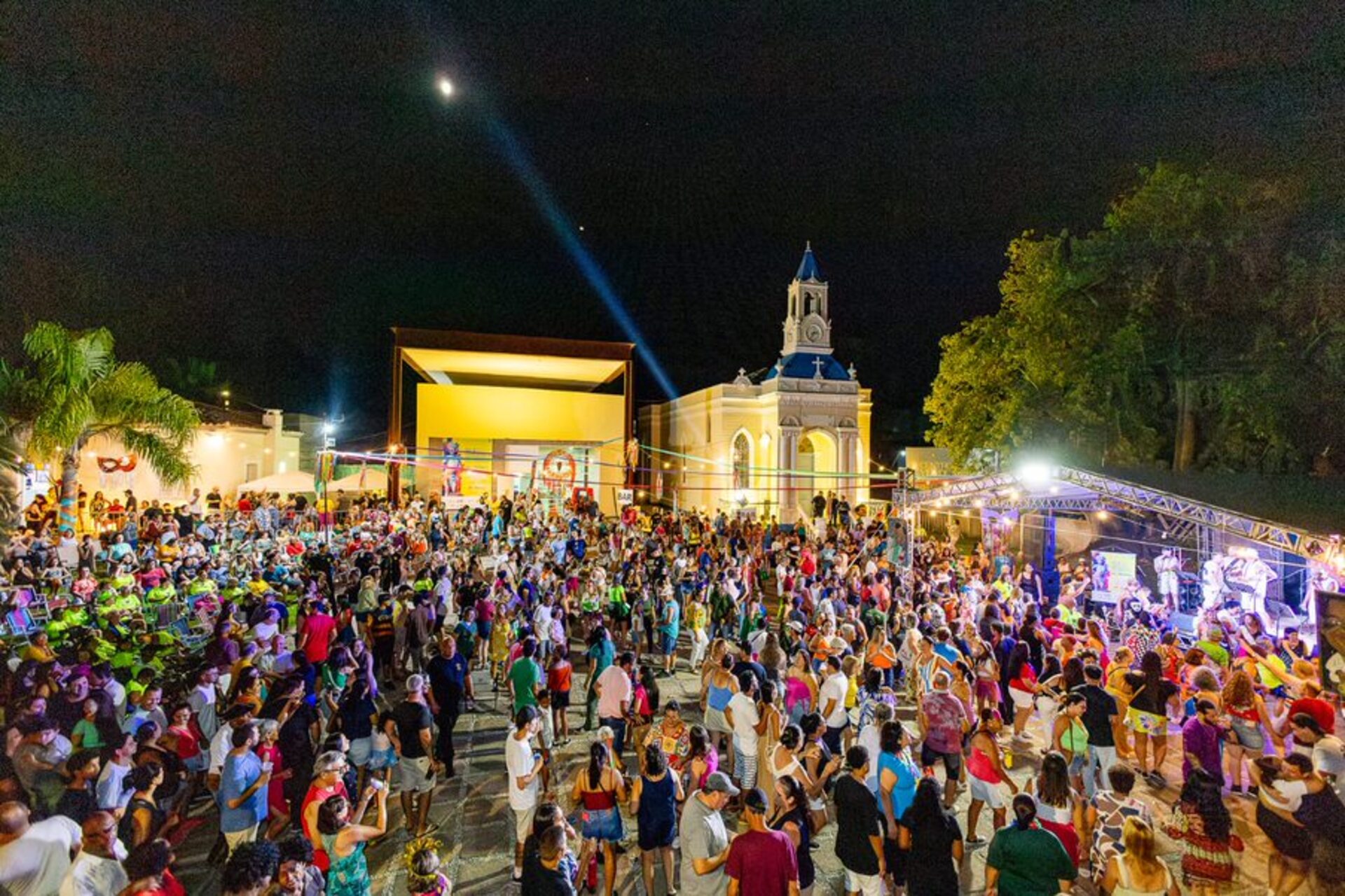 Famílias inteiras participaram da festa