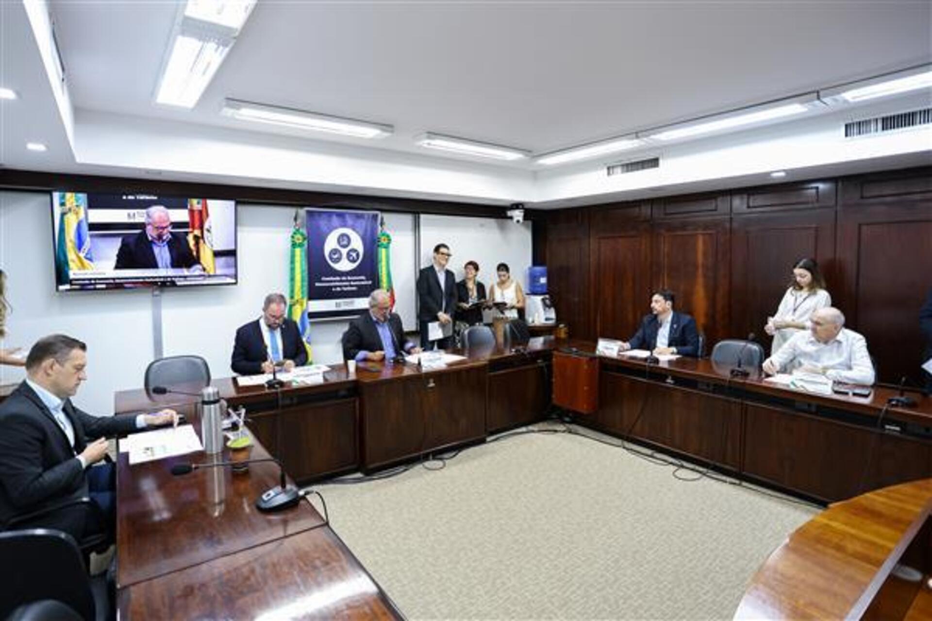 OAB Barro Preto - Deputados discutem manutenção da termelétrica de Candiota
