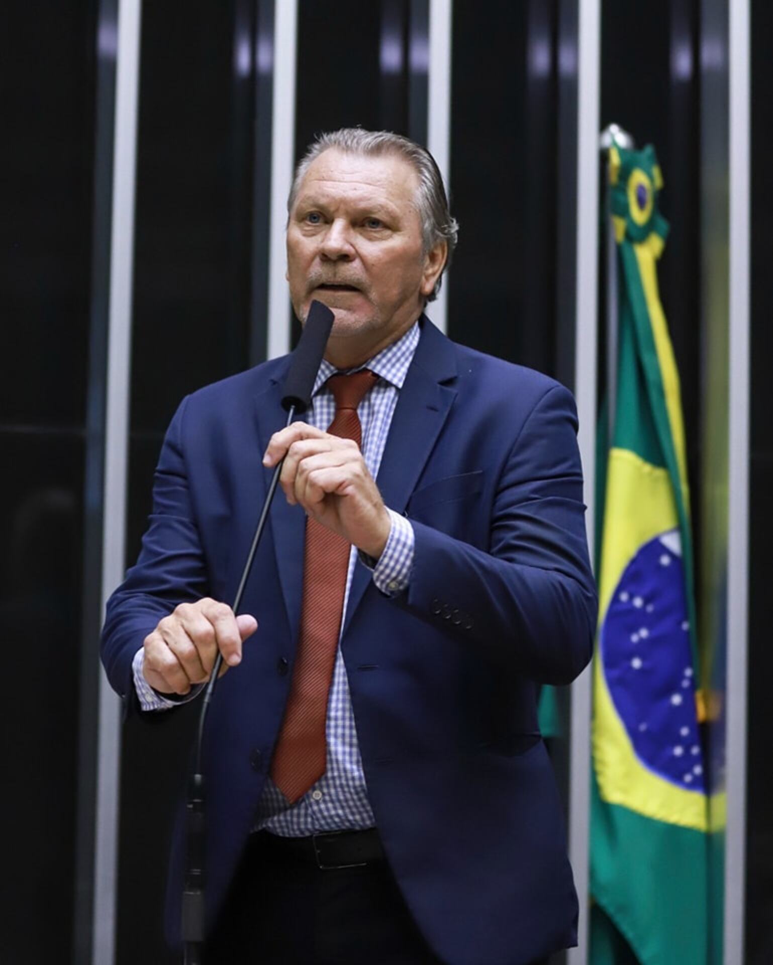 OAB Barro Preto - Hamm leva fechamento da usina ao plenário da Câmara dos Deputados