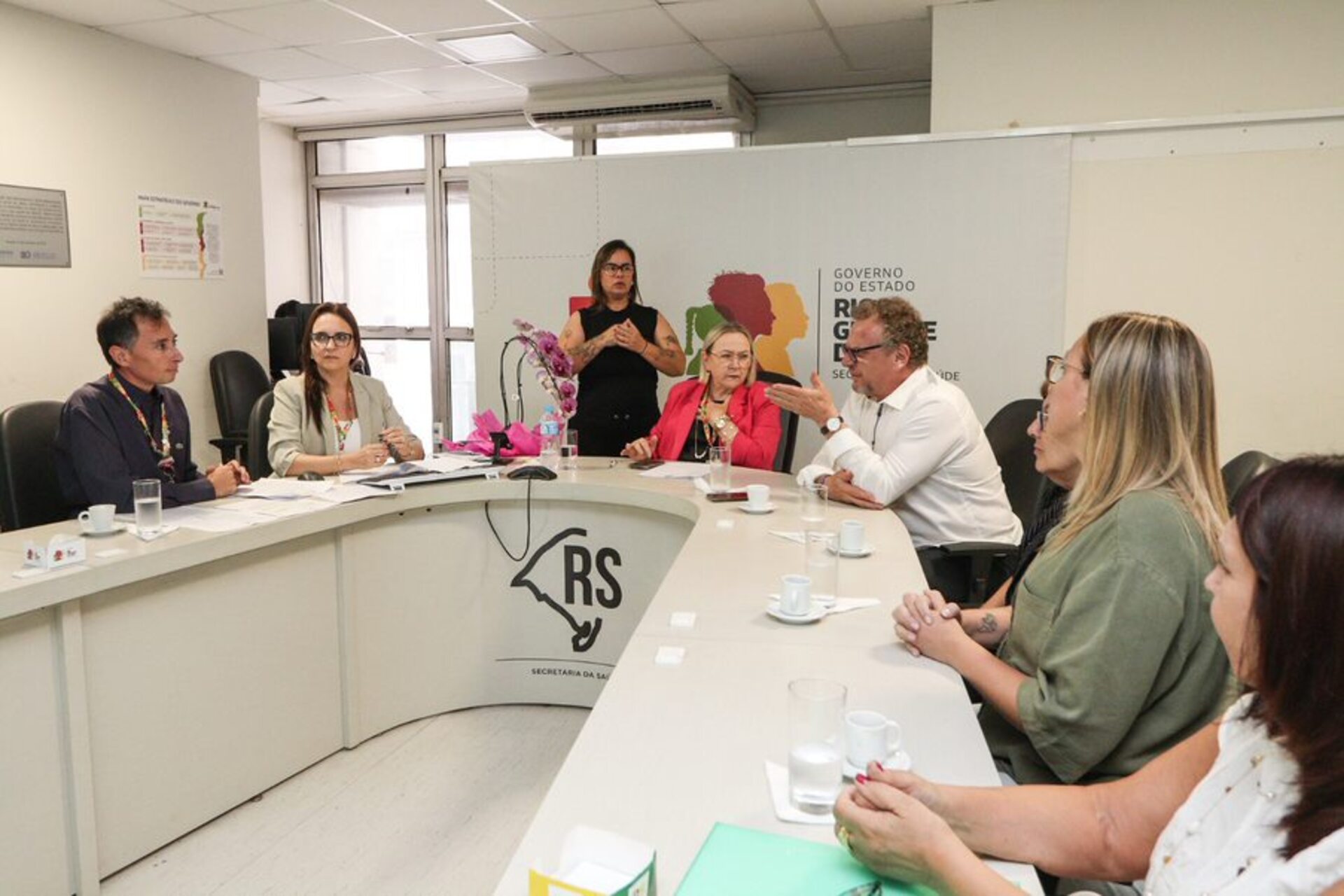 OAB Barro Preto - Mainardi e Ana Paula buscam retomada dos serviços da saúde auditiva