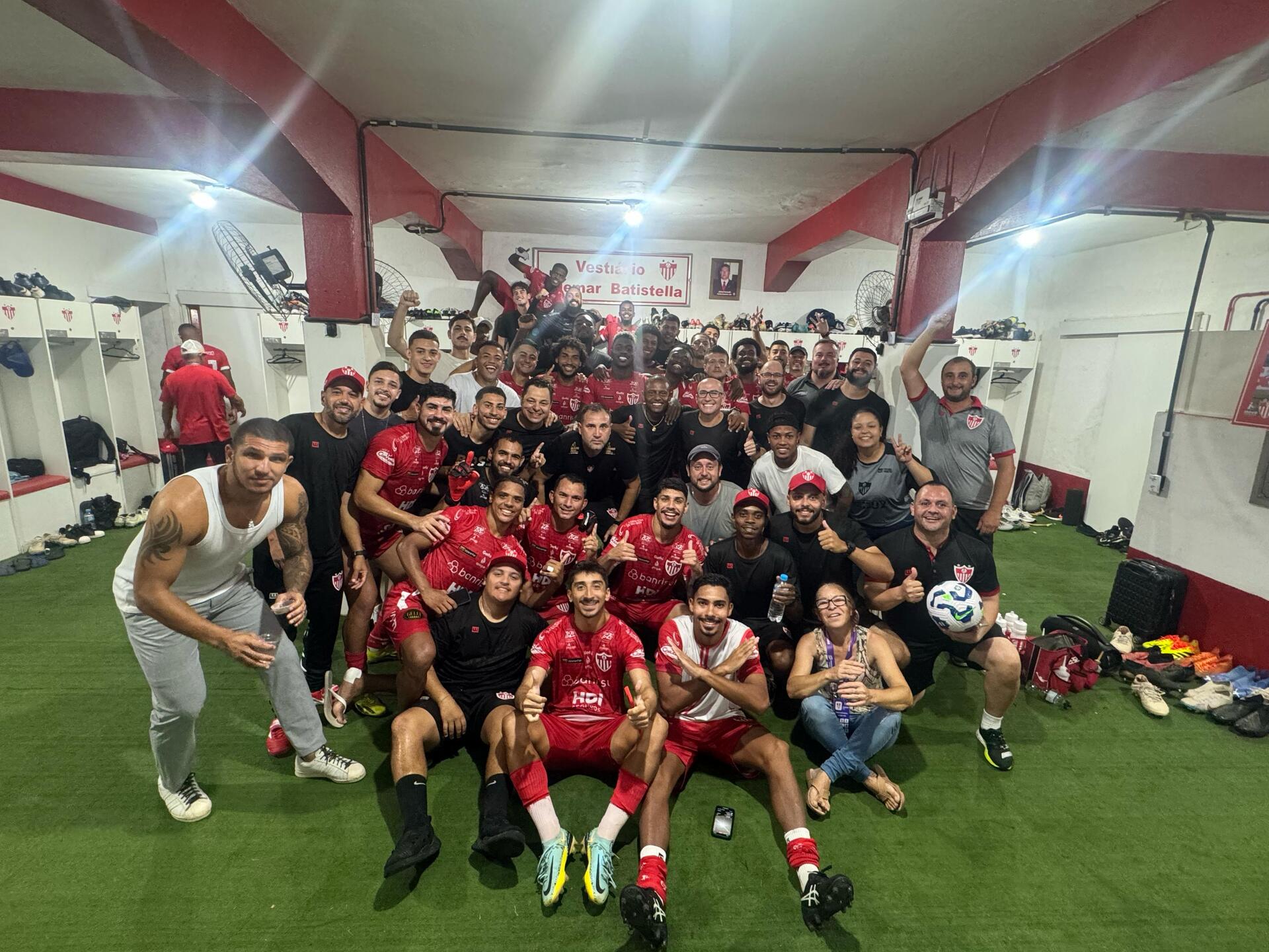 Time fez bonito ao buscar pelos gols