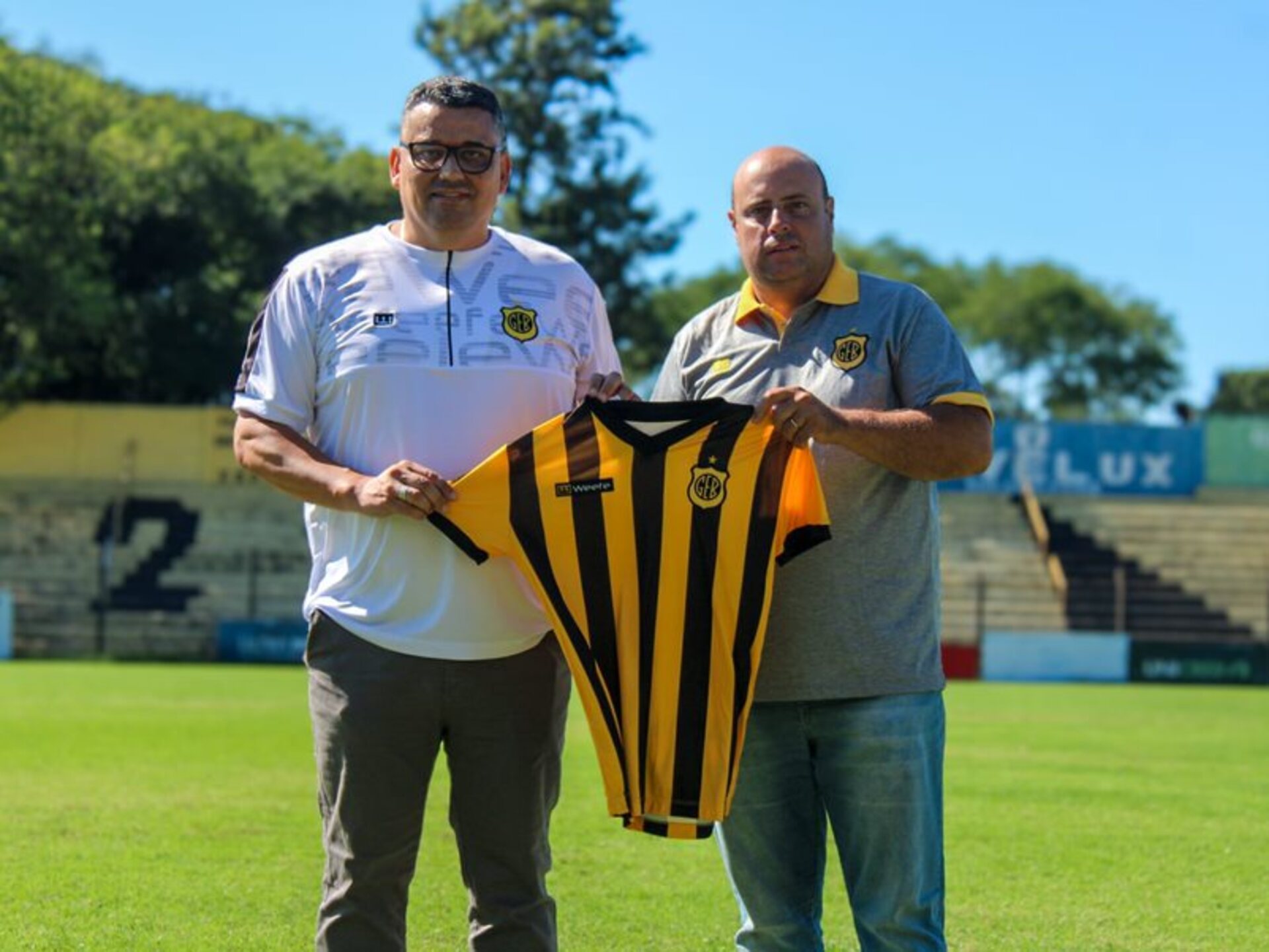 OAB Barro Preto - Gilson Maciel, ex-jogador do Grêmio, é o novo treinador do Bagé
