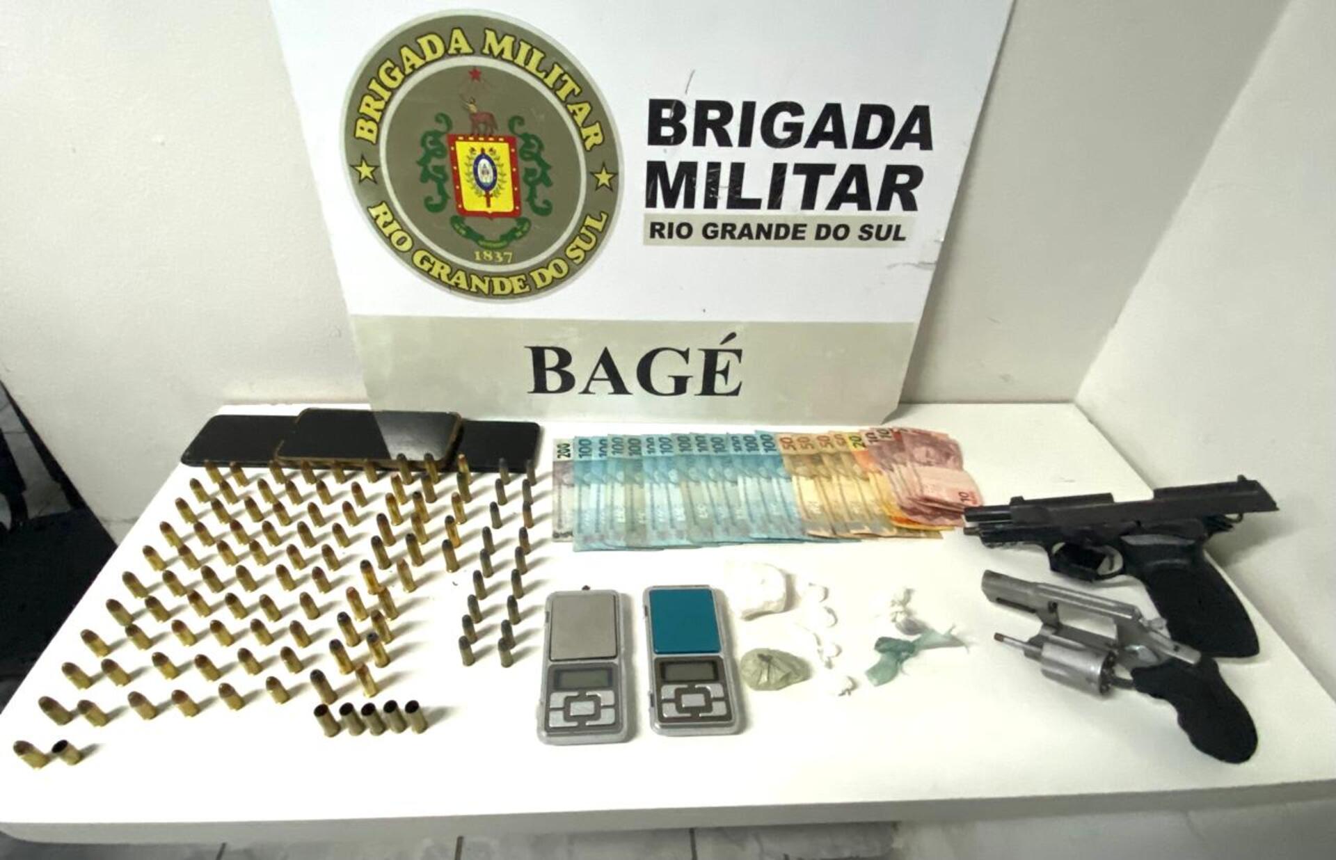 OAB Barro Preto - Homens são detidos com armas, munições, droga e dinheiro