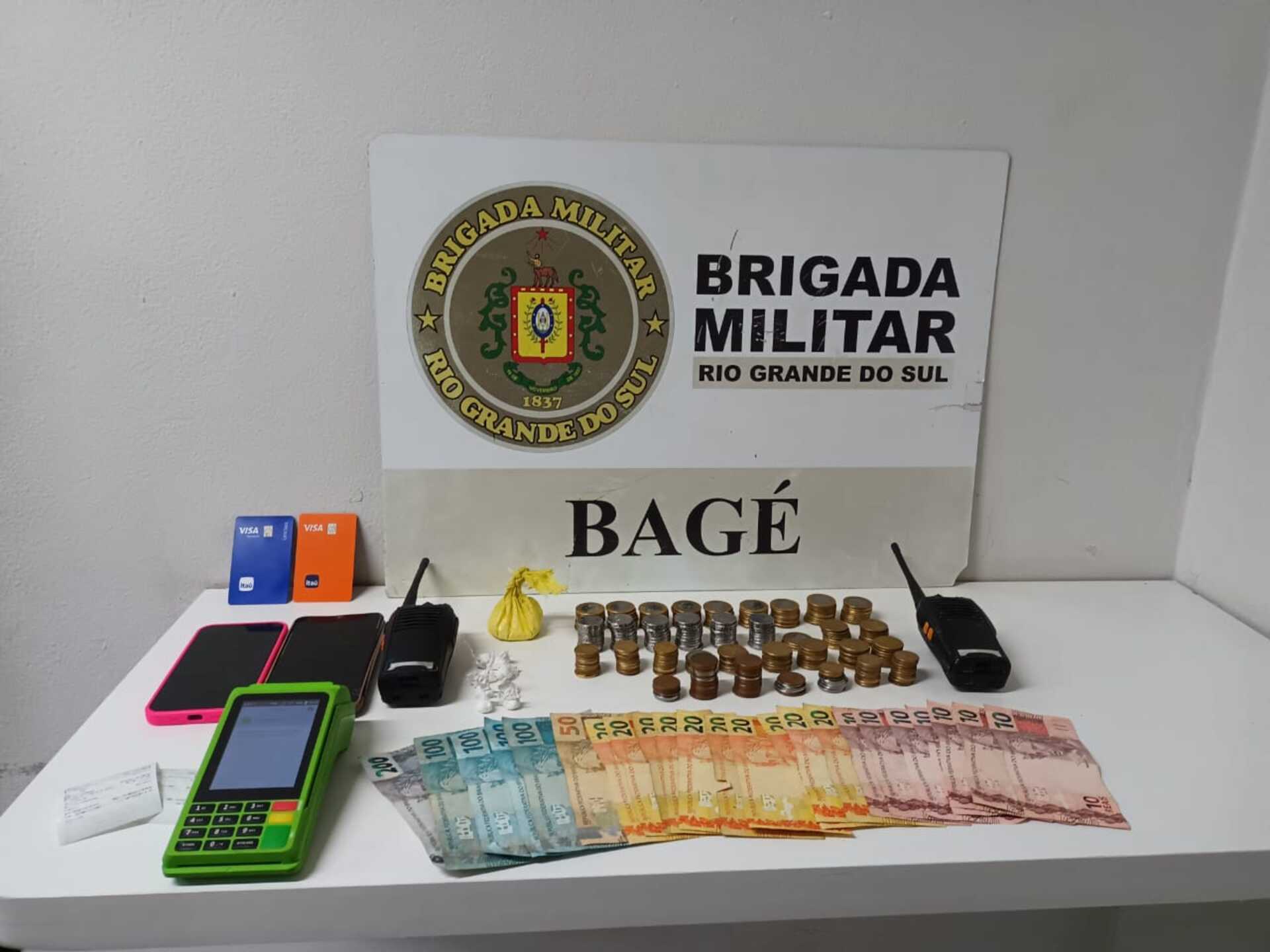 OAB Barro Preto - Brigada Militar prende casal com drogas na São Judas