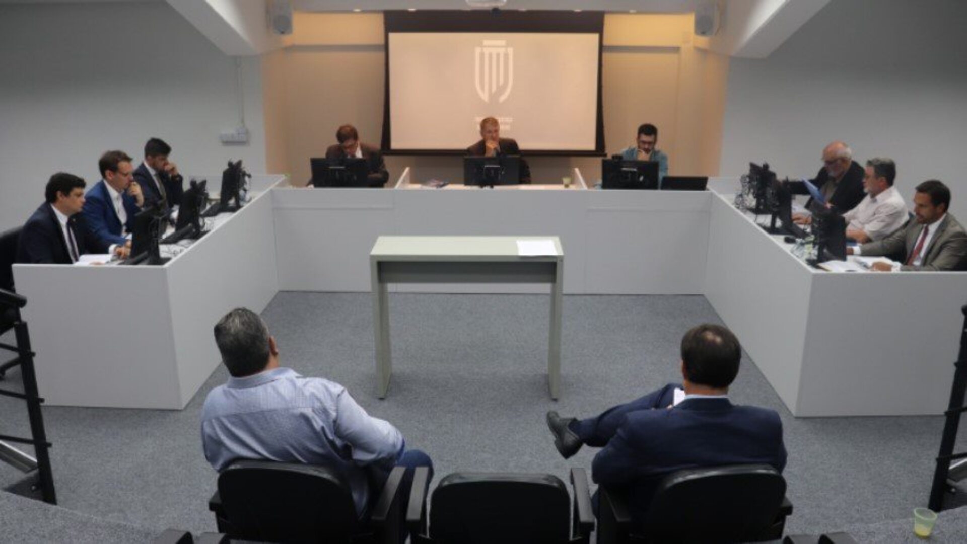 OAB Barro Preto - Apenas mulheres e crianças podem entrar nos jogos até o fim do quadrangular da morte