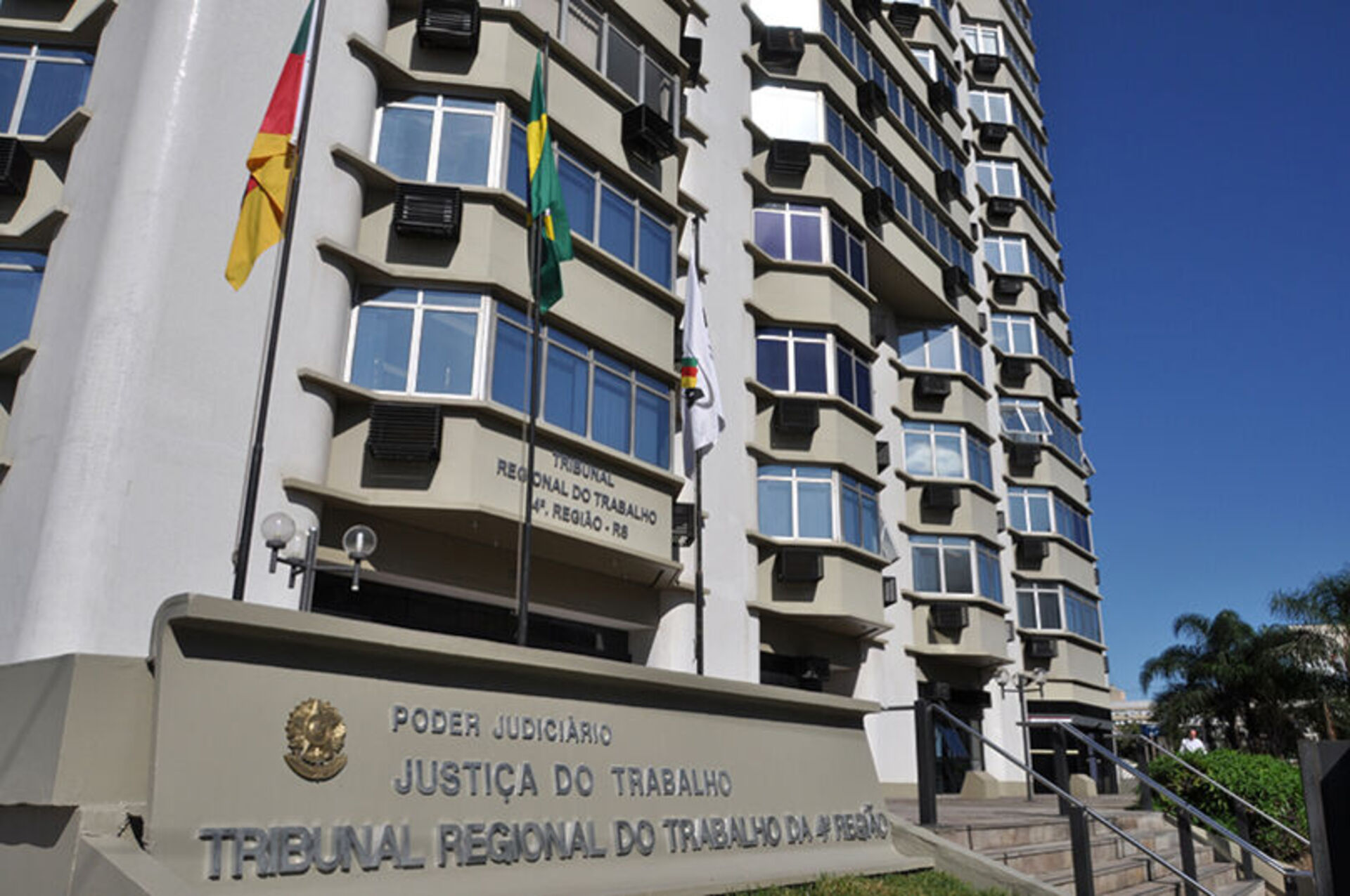 OAB Barro Preto - TRT-RS abre processo seletivo para estágio em Direito