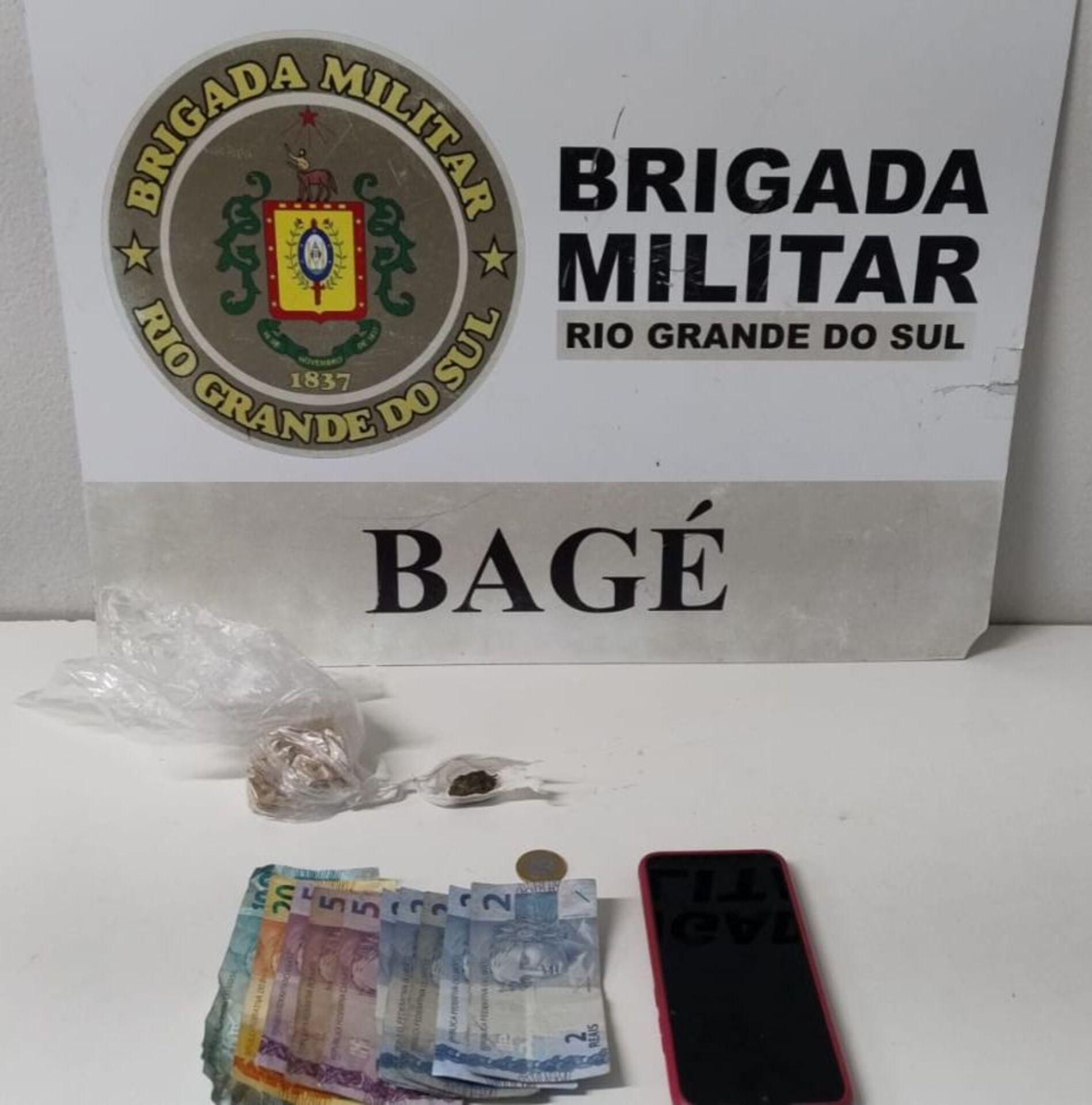OAB Barro Preto - Traficantes são presos no Habitar Brasil