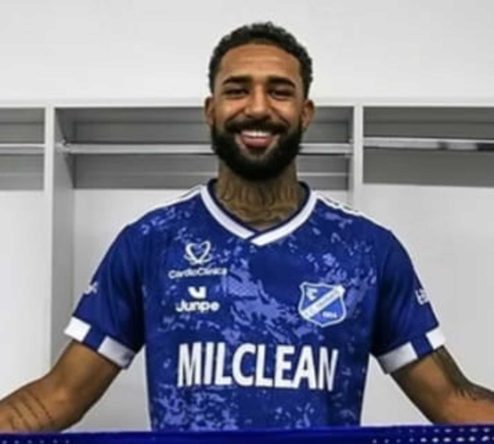Zagueiro é o mais recente reforço do Bagé