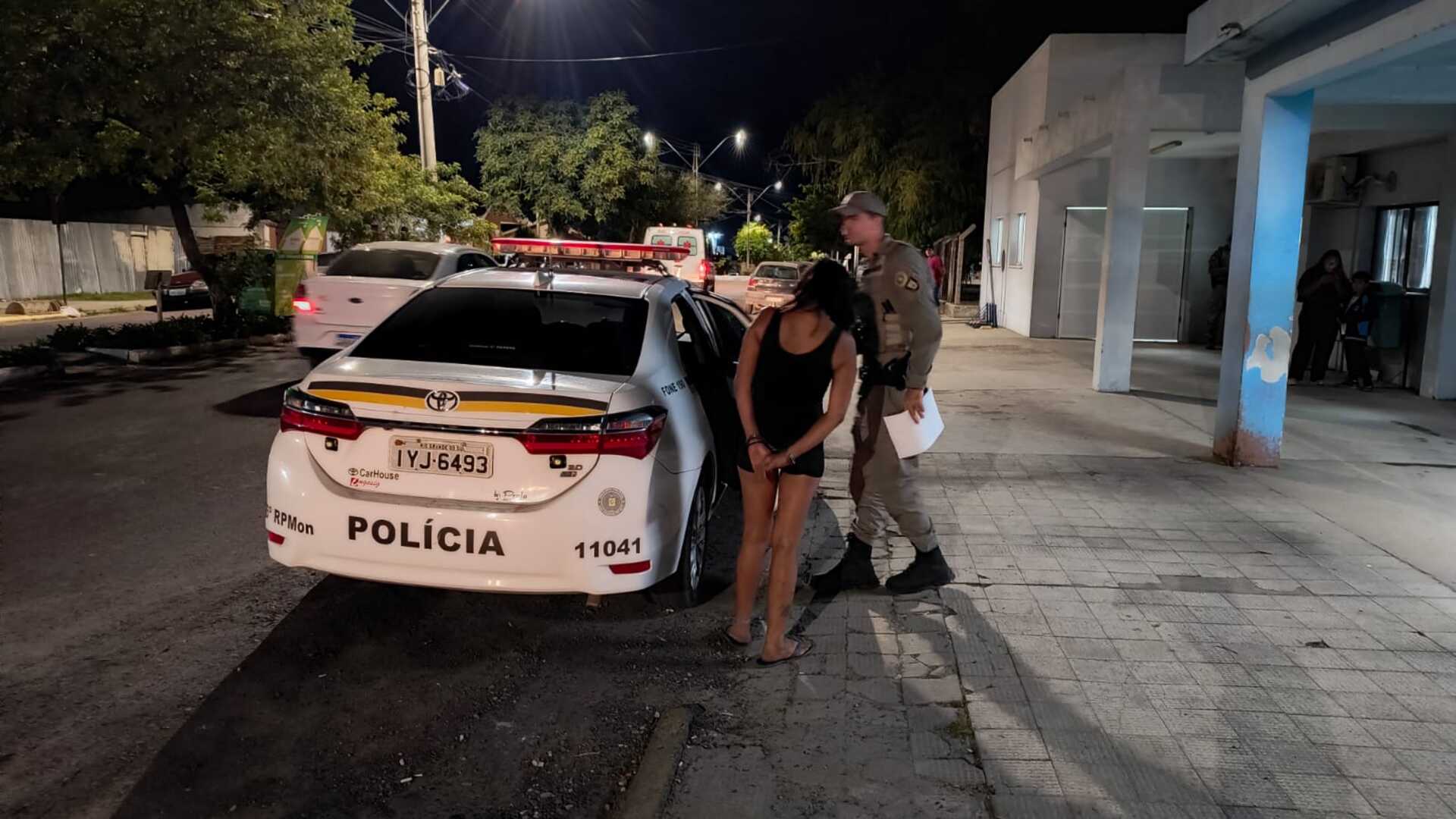 OAB Barro Preto - Mulher é presa por tentar matar outra em um bar