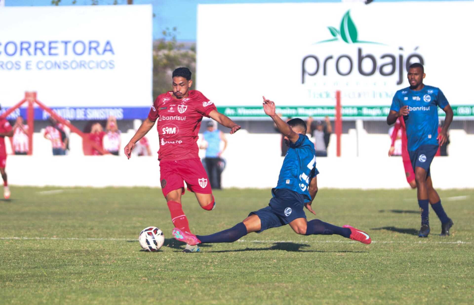 Guarany joga bem e vence a primeira na competição