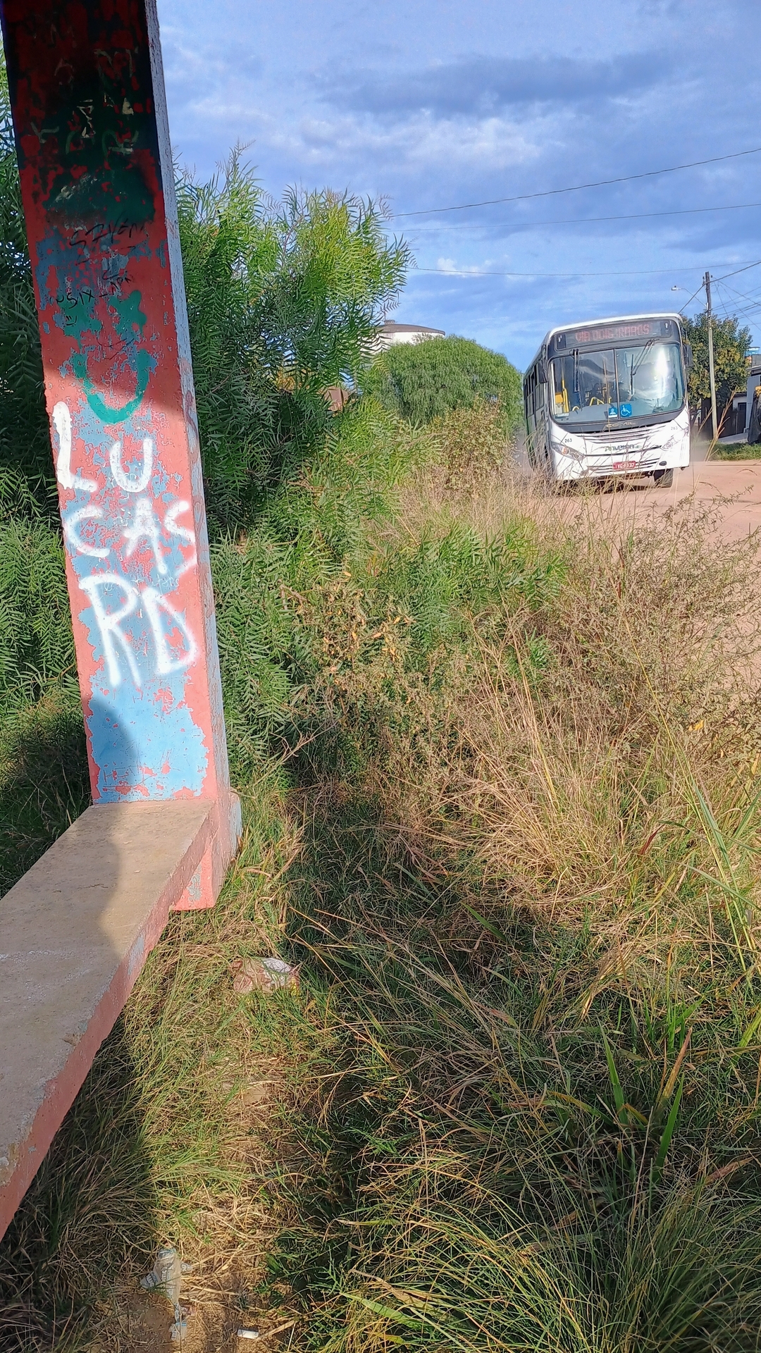 Muitas estruturas estão em péssimas condições
