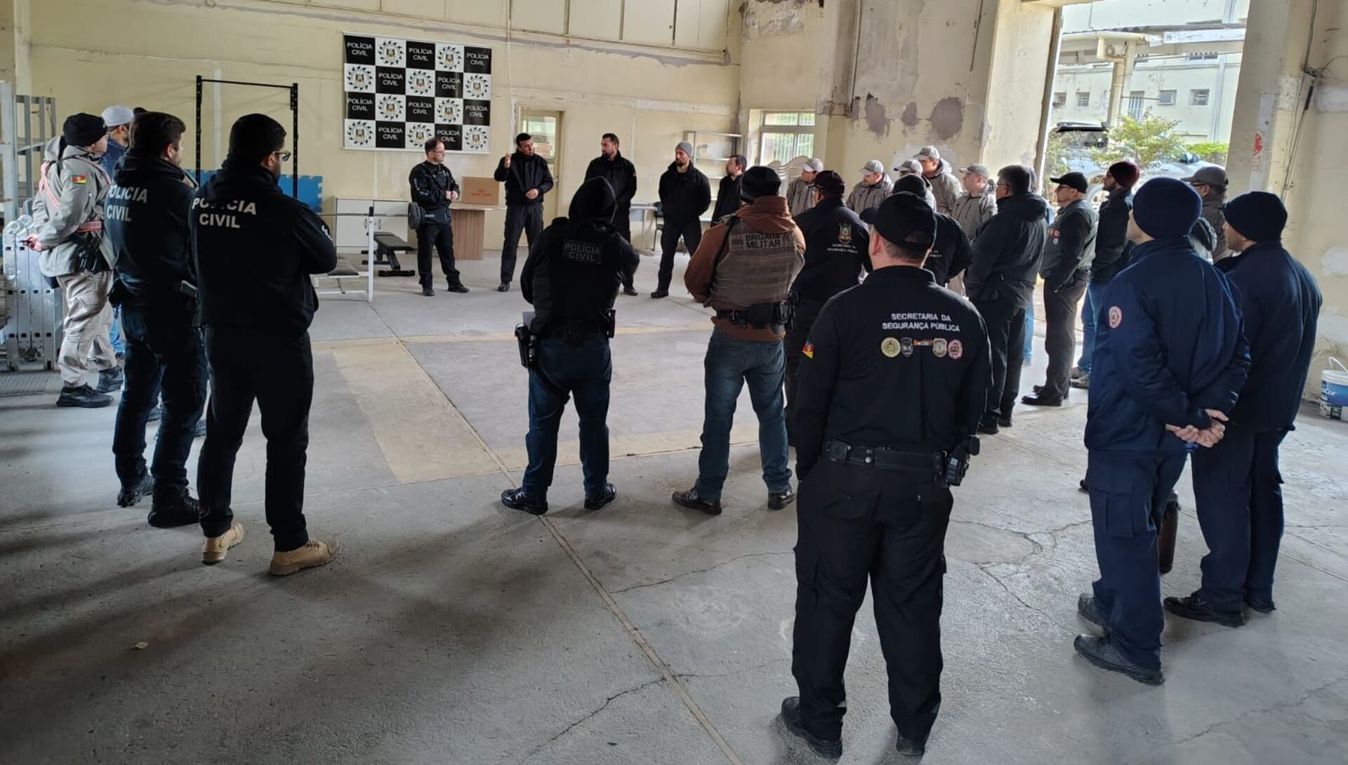 OAB Barro Preto - Polícia desarticula esquema de desmanche de veículos e tráfico