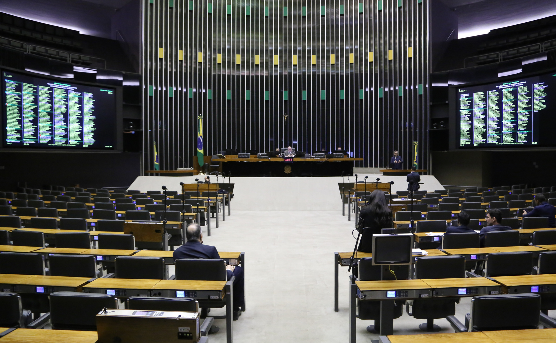 OAB Barro Preto - Aprovado projeto que aumenta número de deputados