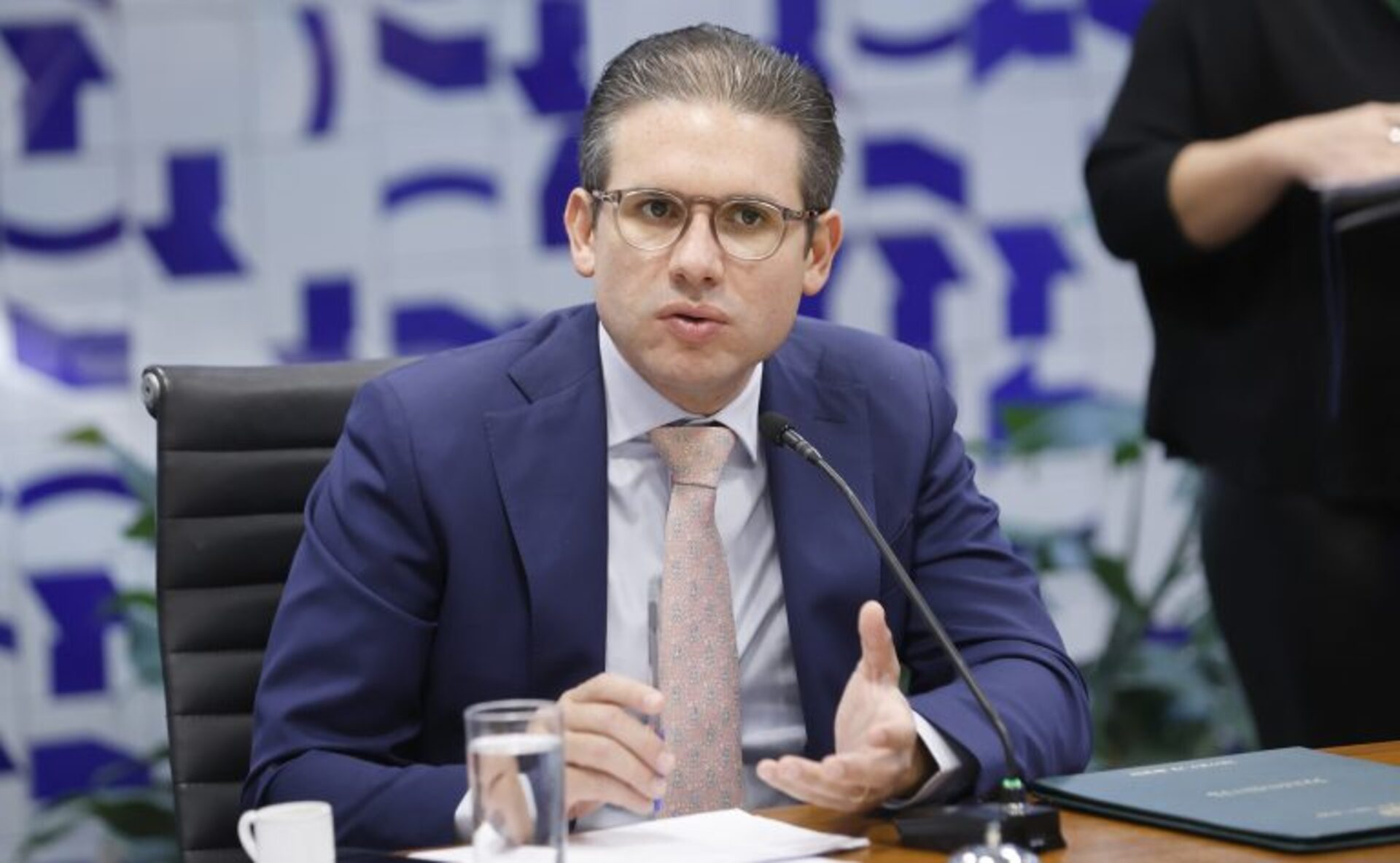 OAB Barro Preto - Motta defende derrubada do IOF pelo Congresso e critica polarização