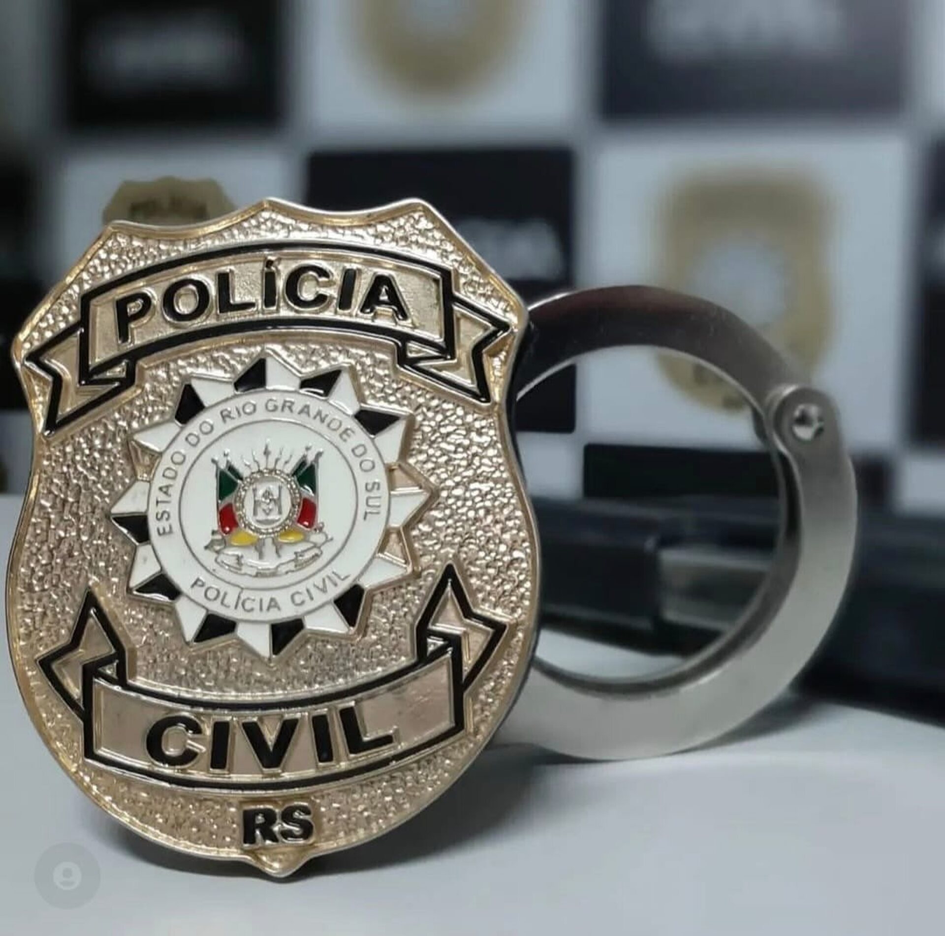 OAB Barro Preto - Draco apreende mais de 25 mil maços de cigarros