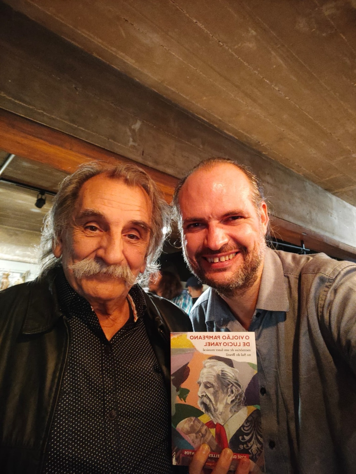 OAB Barro Preto - Professor da Unipampa lança livro em Porto Alegre