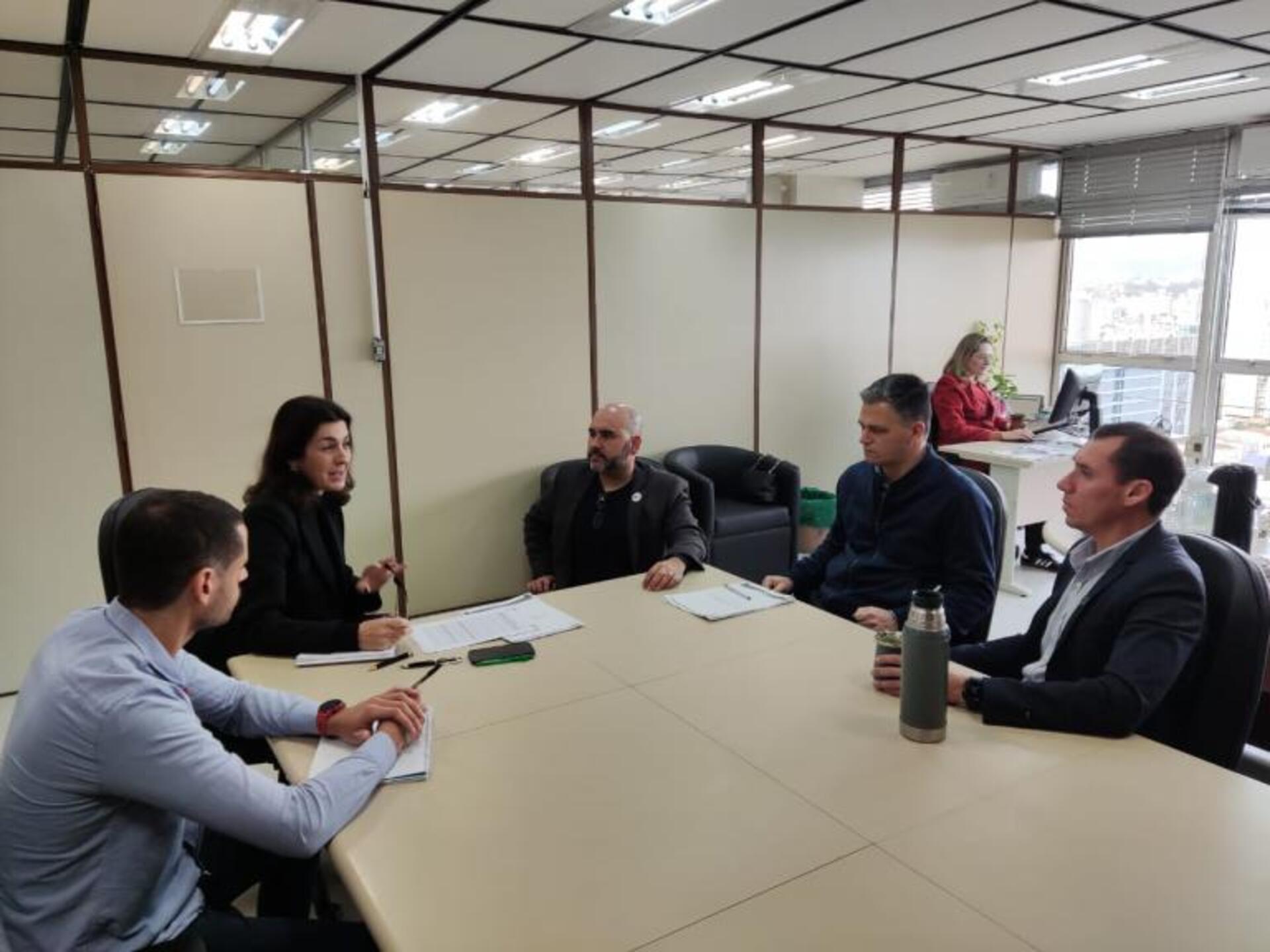 OAB Barro Preto - Unipampa apresenta projeto de Centro de Inteligência Climática ao Governo do RS