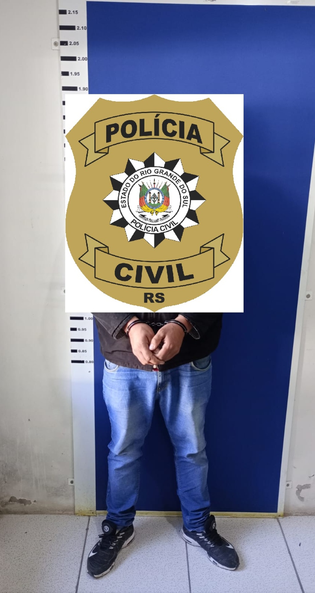 OAB Barro Preto - Homem é preso após agredir companheira com espeto e socos
