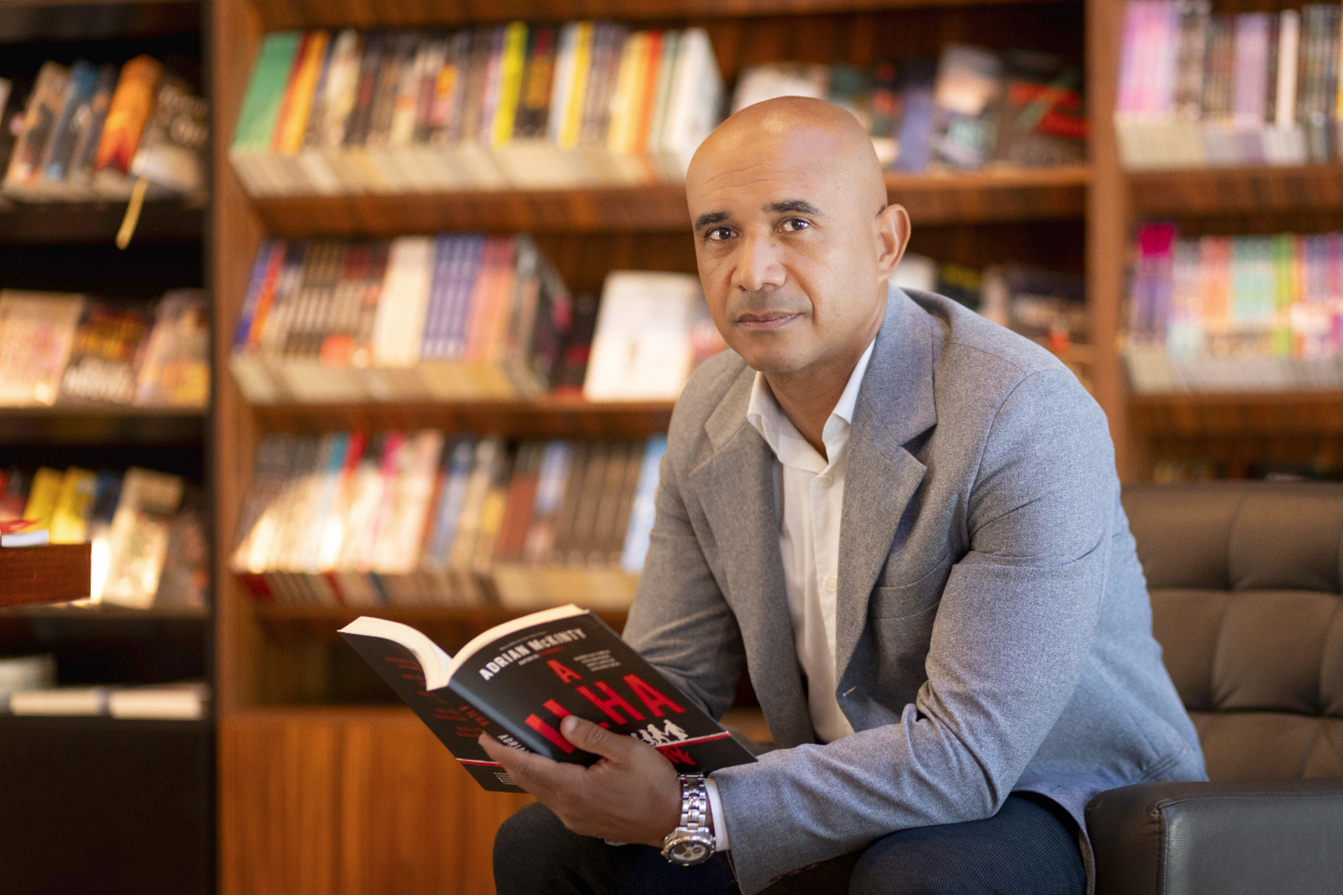 OAB Barro Preto - Valdomiro Martins celebra a literatura como espaço de todos