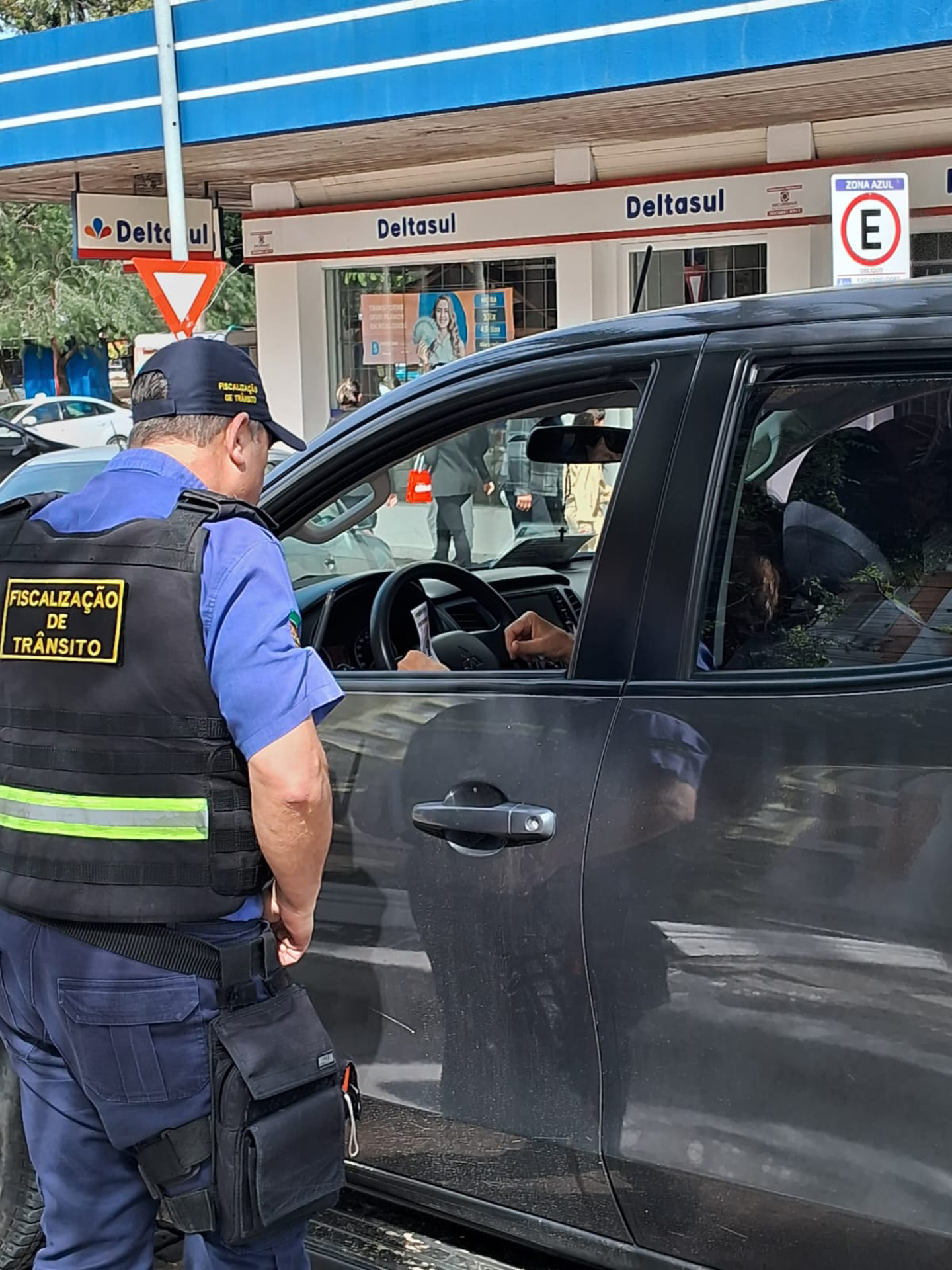 OAB Barro Preto - Semana Nacional do Trânsito começa com panfletagem