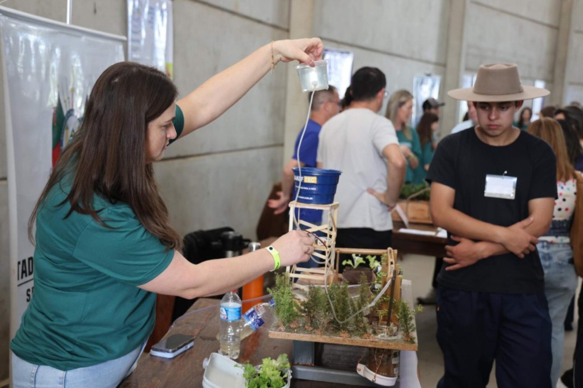 OAB Barro Preto - Escolas apresentam soluções sustentáveis para o campo