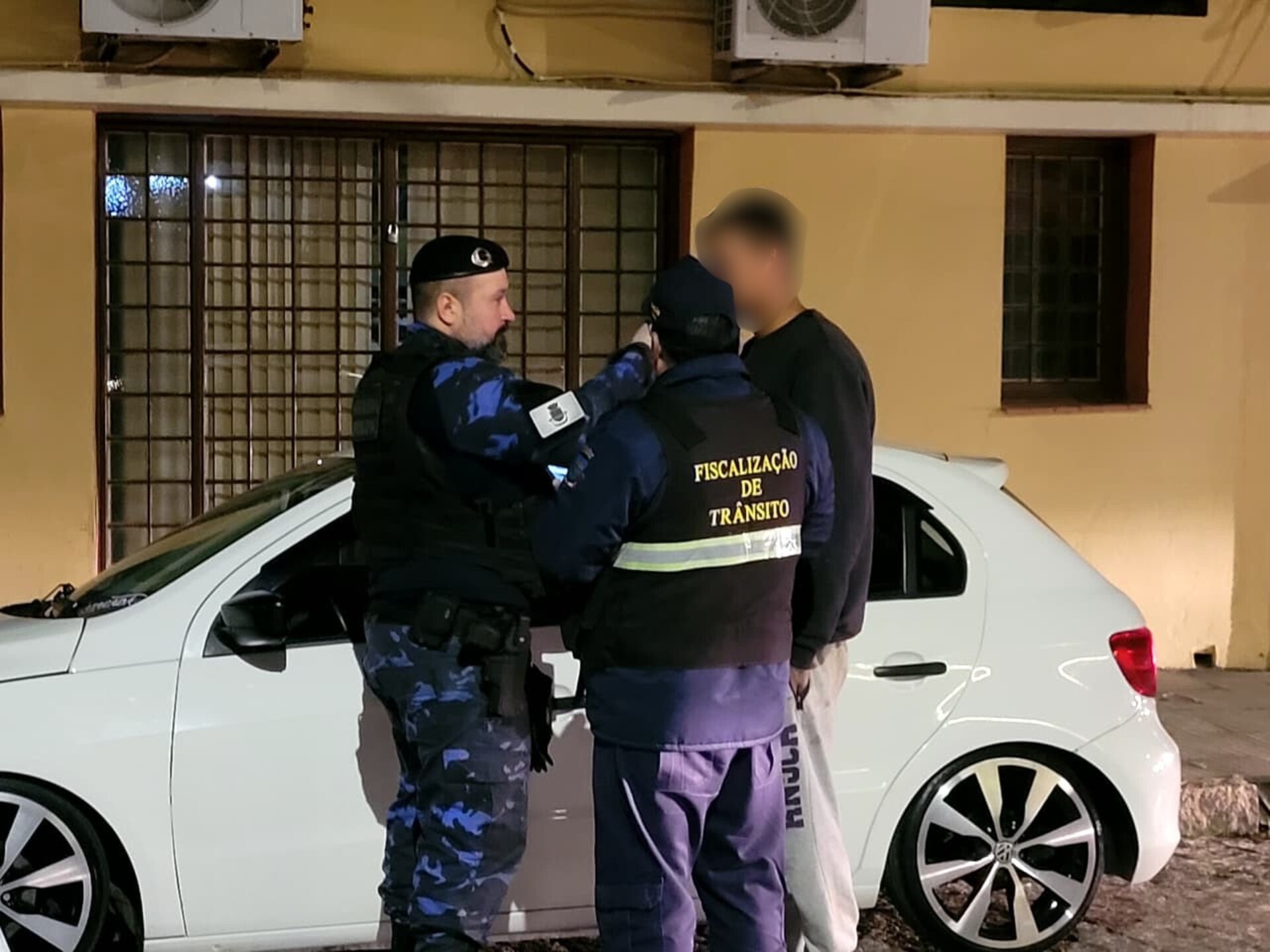 OAB Barro Preto - Balada Segura aborda mais de 100 motoristas com bafômetro
