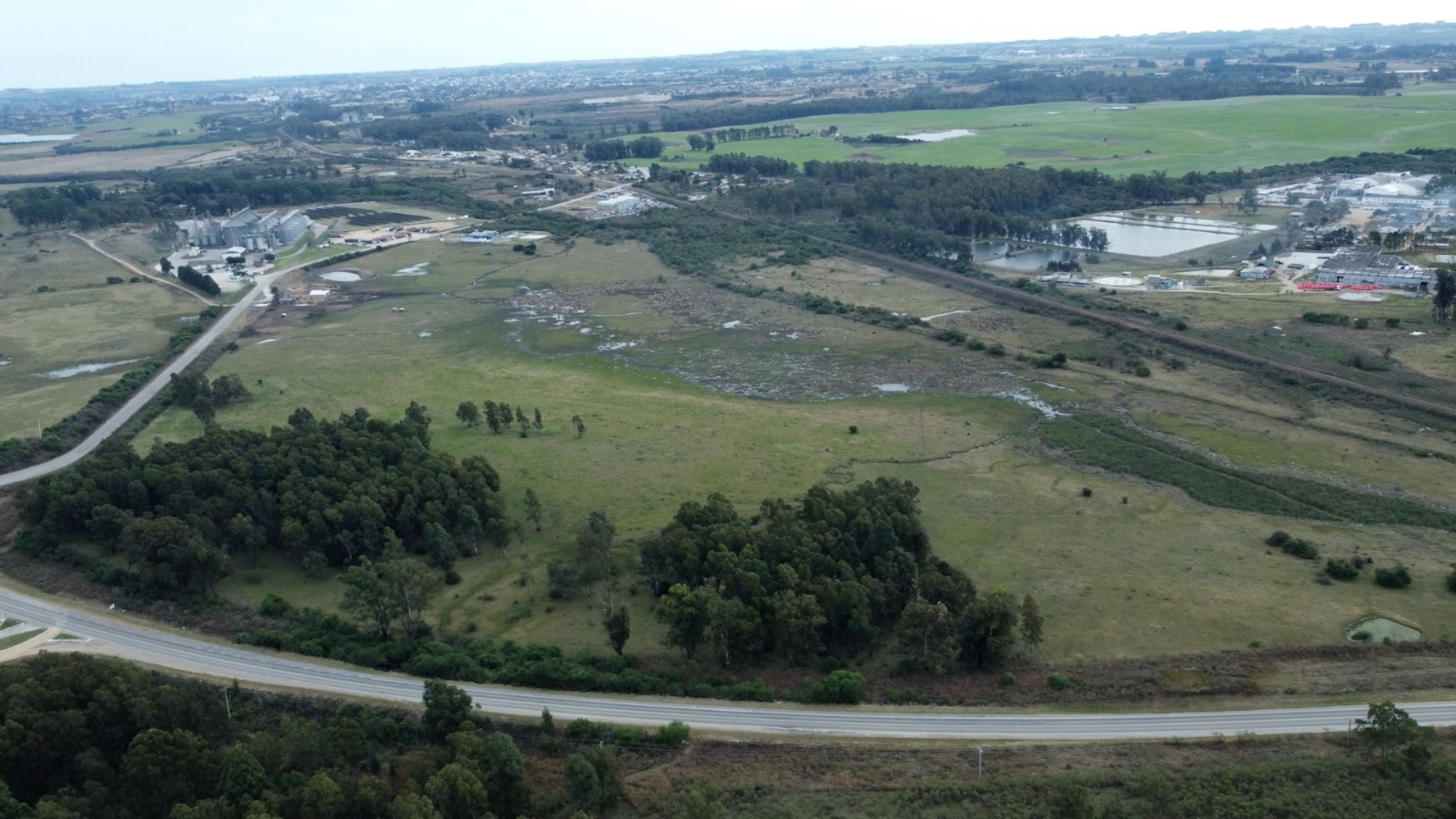 OAB Barro Preto - Bagé negocia instalação de esmagadora de soja no Distrito Industrial