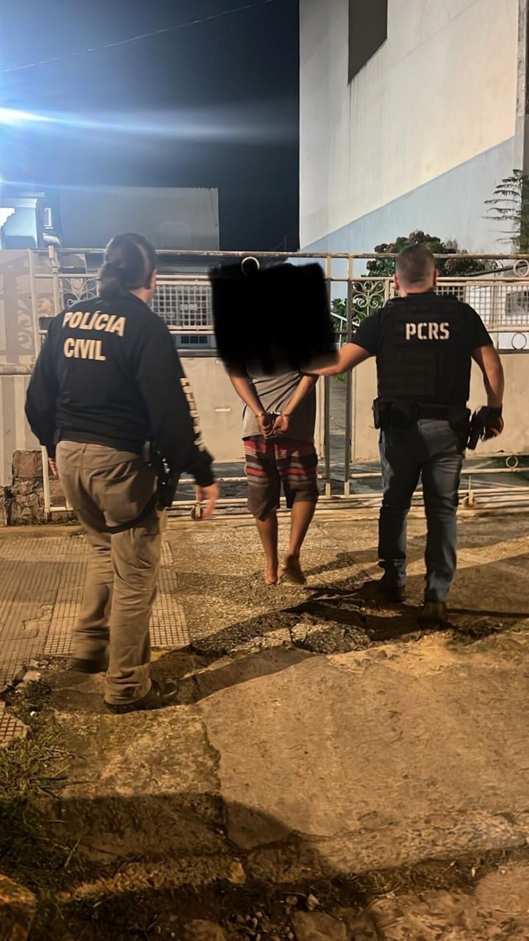 OAB Barro Preto - Presos dois suspeitos de roubo a pedestre em Bagé