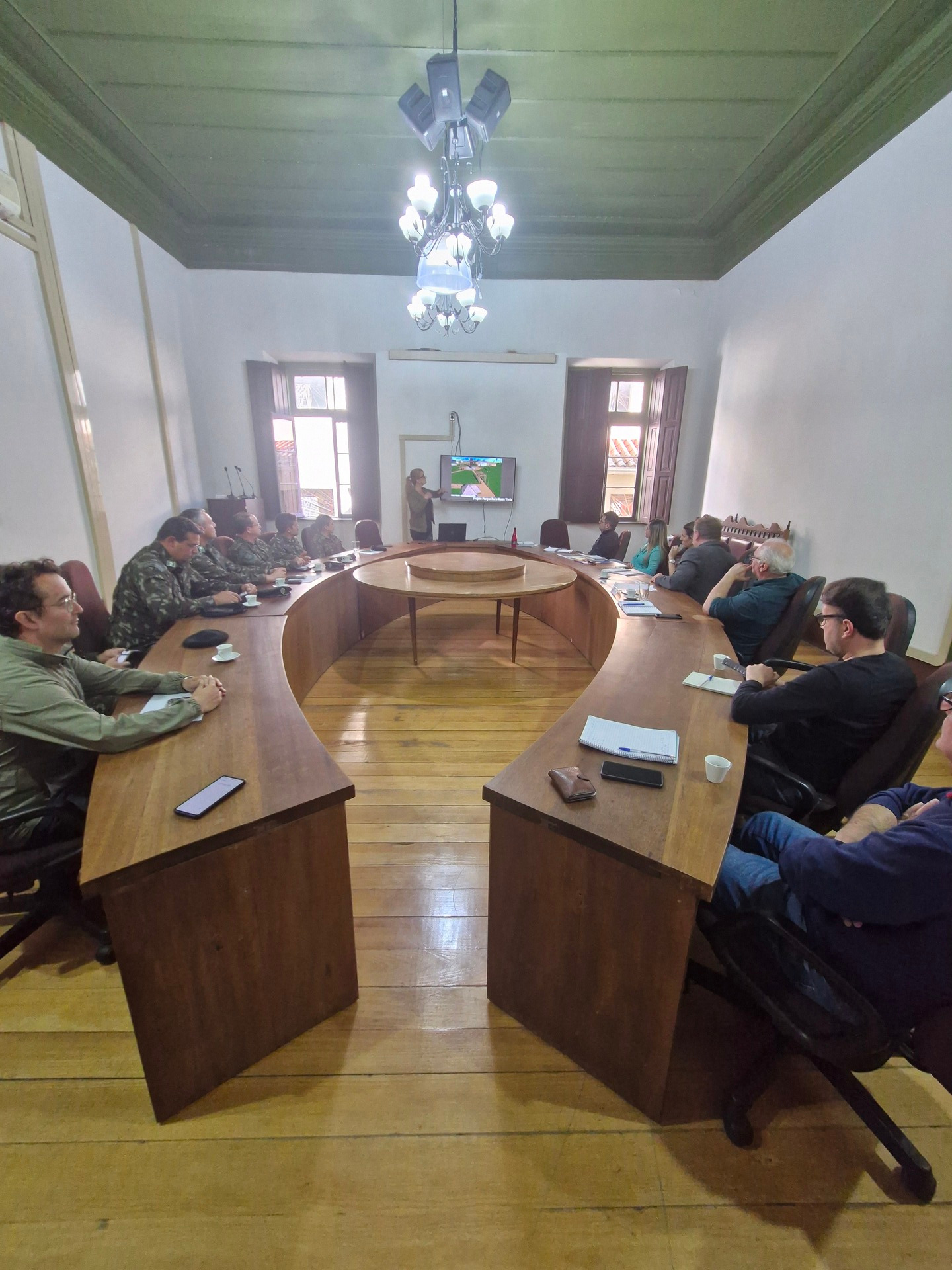 OAB Barro Preto - Prefeitura apresenta projeto do Parque Forte de Santa Tecla ao Exército