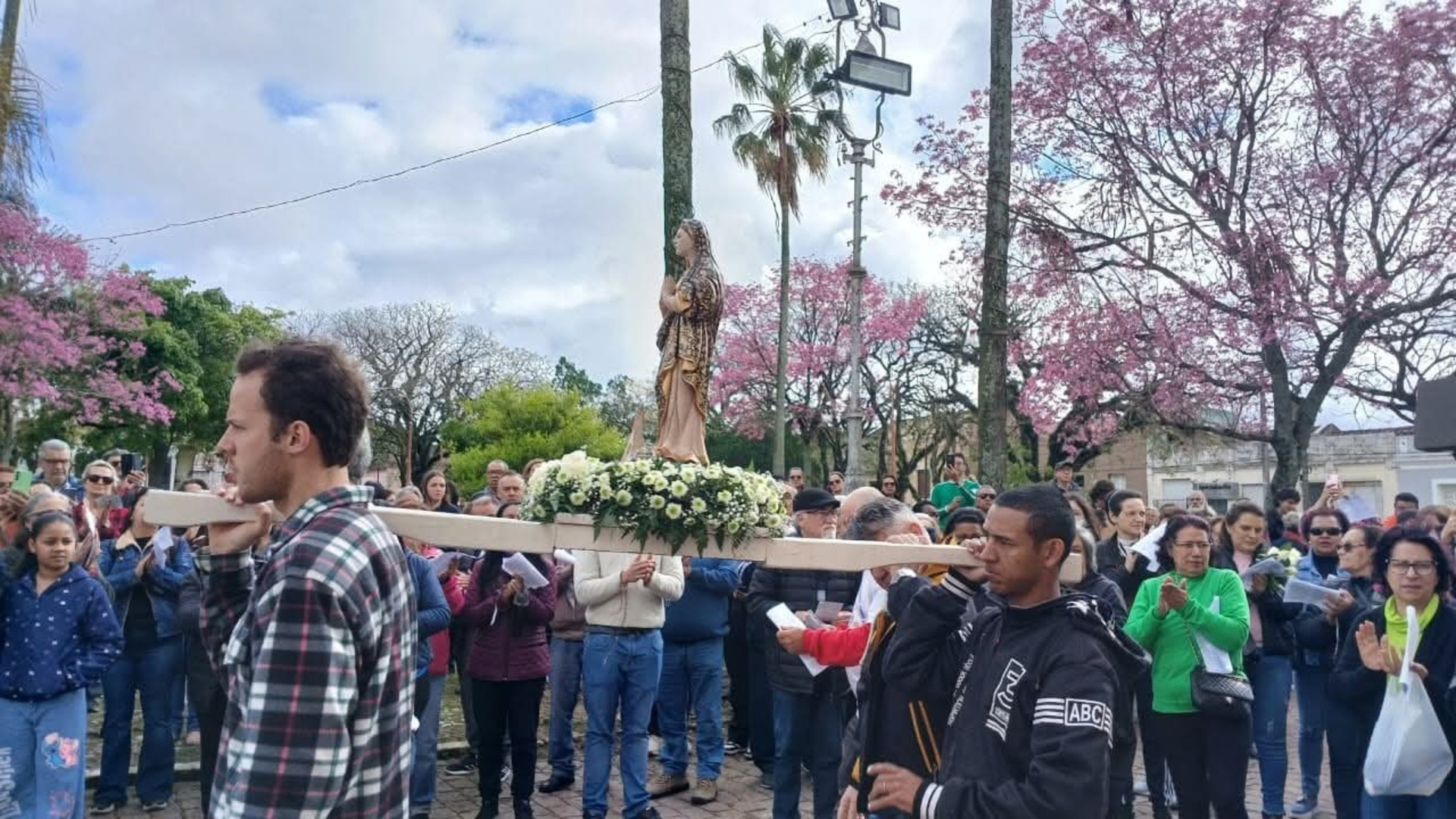 OAB Barro Preto - Romaria de Nossa Senhora Conquistadora mobiliza cinco mil fiéis