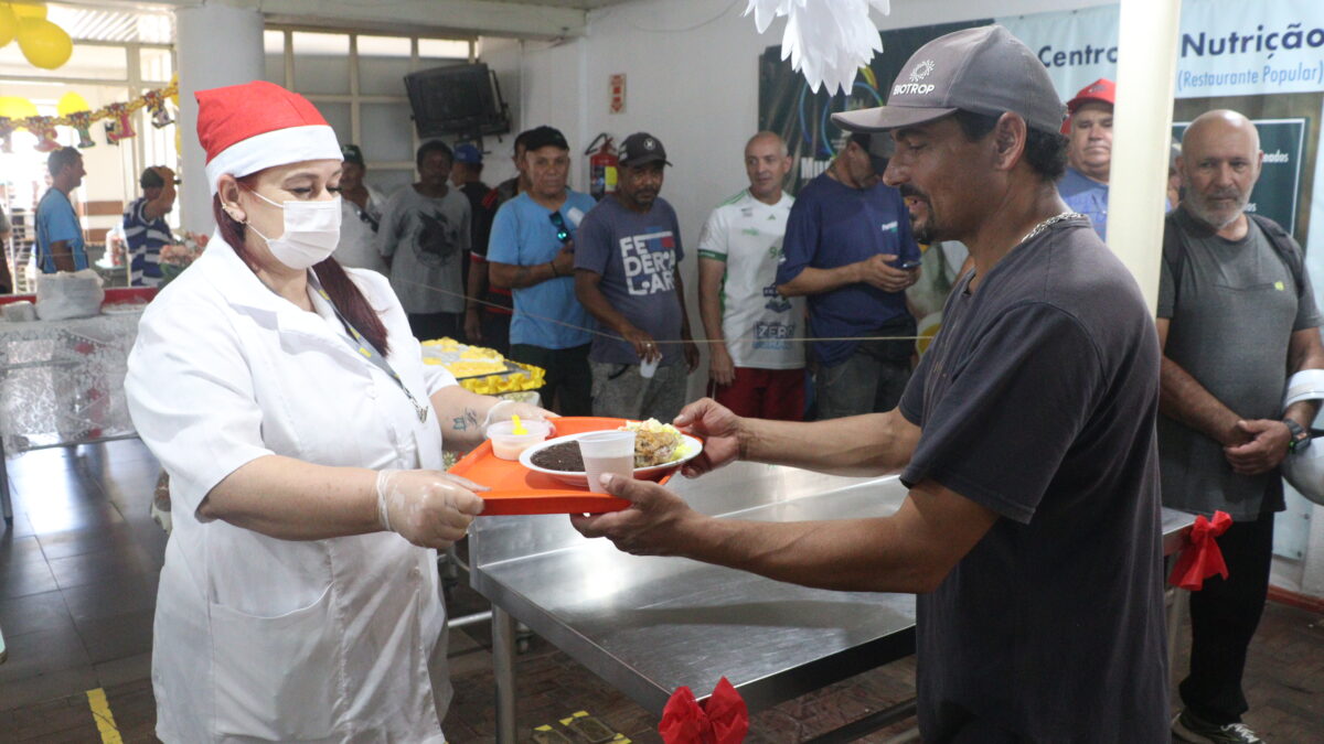 OAB Barro Preto - Restaurante Popular completa duas décadas