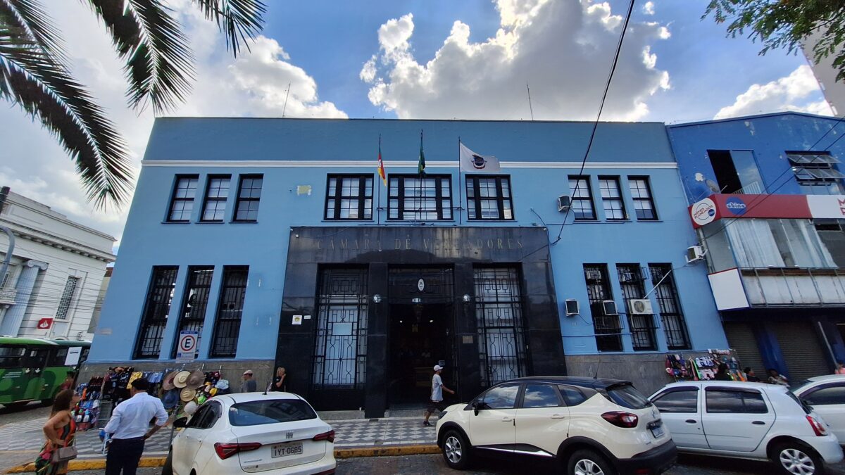 OAB Barro Preto - Procuradores contestam projetos de lei em nota