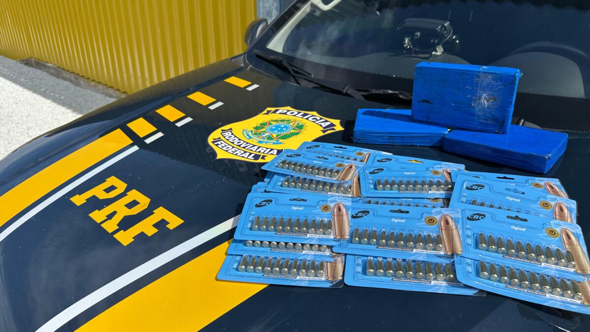 OAB Barro Preto - PRF prende irmãs com três quilos de cocaína e munições